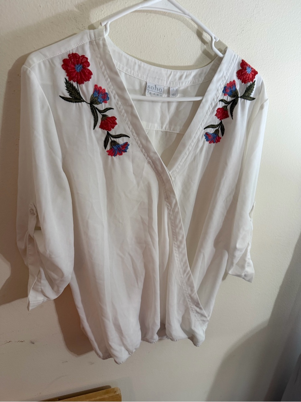 Soho White V-Neck Blouse with Red and Blue Floral Embroidery